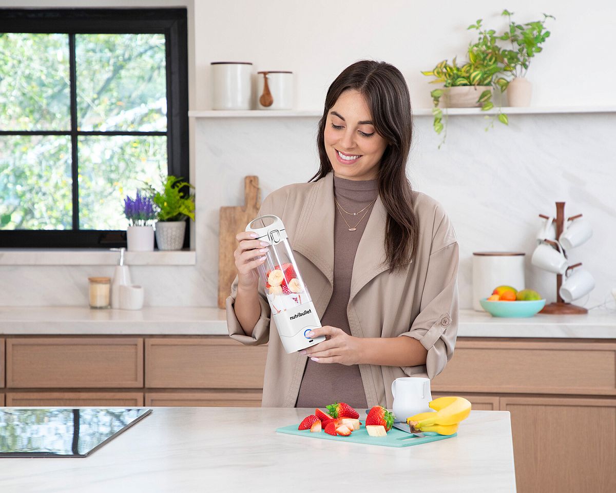 Блендер портативный Nutribullet NBP003W PORTABLE WHITE