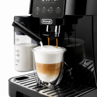 Кофемашина DeLonghi ECAM220.60.B Magnifica Start