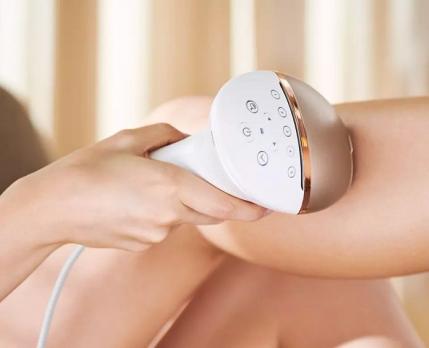 Фотоэпилятор Philips Lumea 9000 BRI958